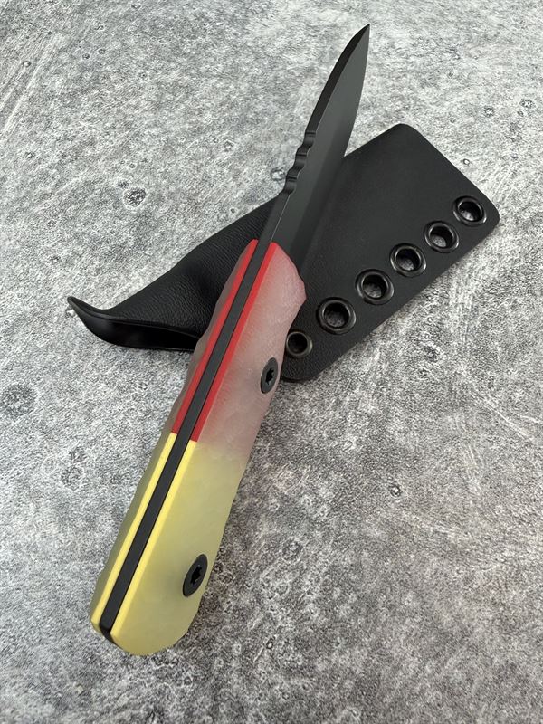 Explorer - Orange and Black G10 Handle w/ Black Blade *61087