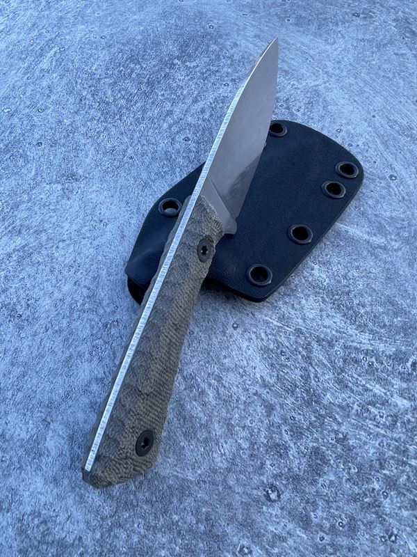 Hunter V2 - OD Green Micarta handle w/ Stonewash Blade