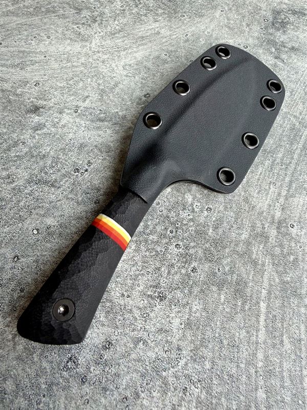 Hunter V2 - Black G10 Handle w/ Black Blade *50073