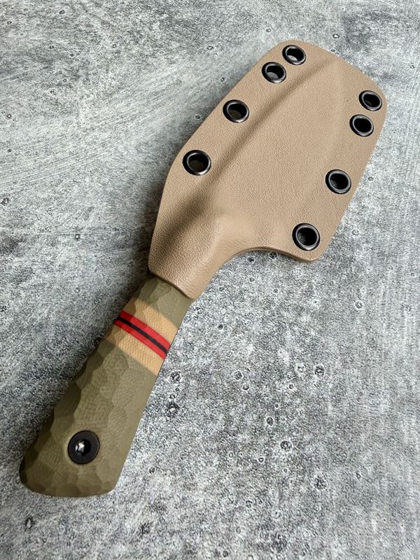 Hunter V2 - Black G10 Handle w/ Black Blade *68870