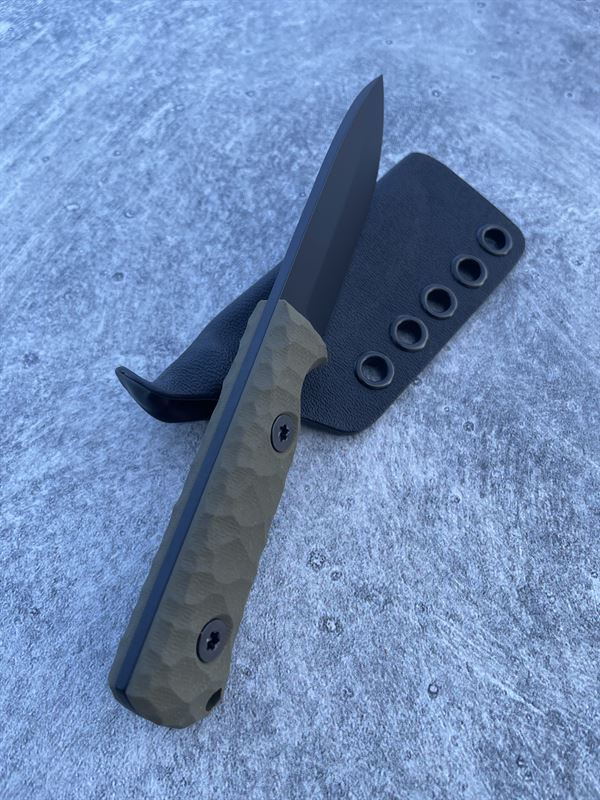 Explorer - Orange and Black G10 Handle w/ Black Blade *16031