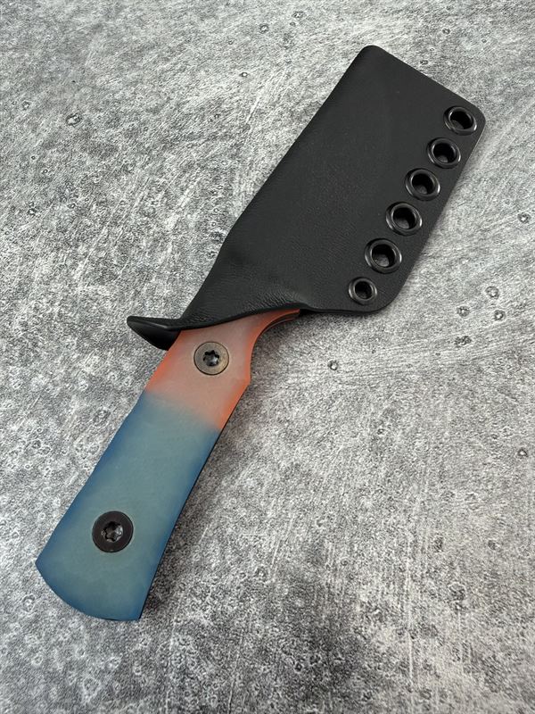 Explorer - Black G10 Handle w/ Black Blade *13831