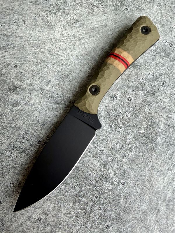 Hunter V2 - Black G10 Handle w/ Black Blade *68870