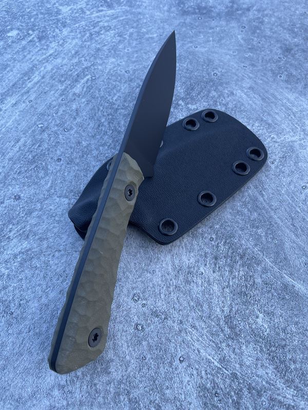 Hunter V2 - Black G10 Handle w/ Black Blade *56256