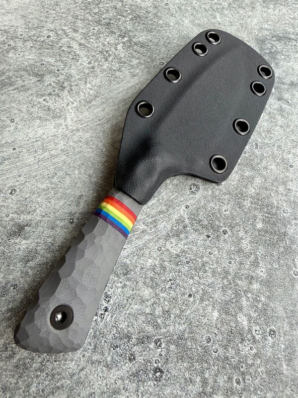 Hunter V2 - Grey/Rainbow
