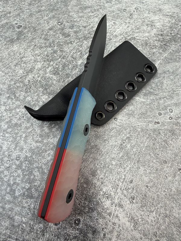 Explorer - Black G10 Handle w/ Black Blade *44041