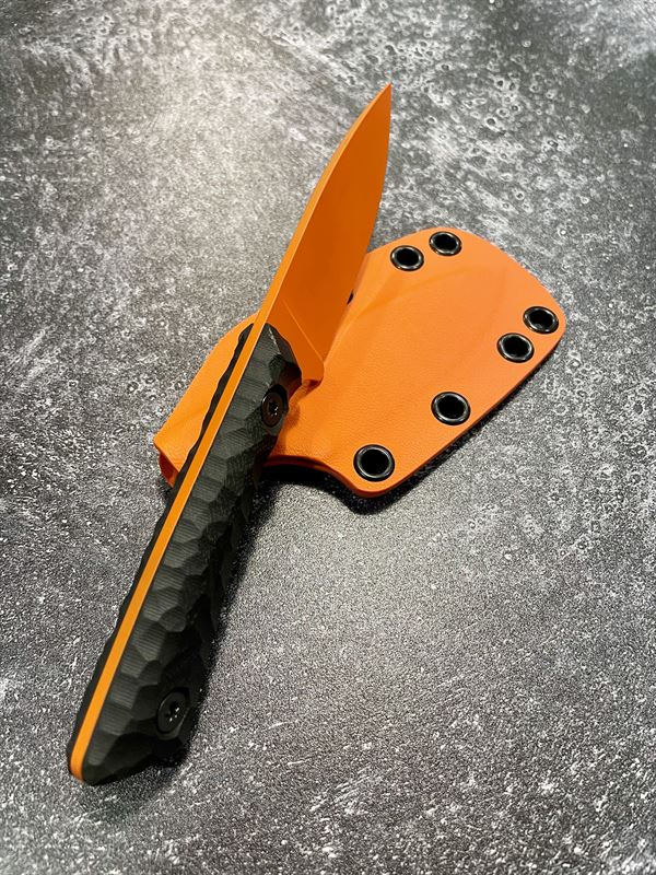 Hunter V2 - Black G10 Handle w/ Orange Blade