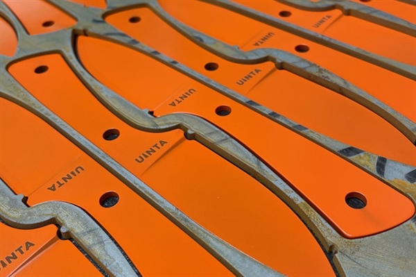 Ultimate Guide to Fixed-Blade Hunting Knives