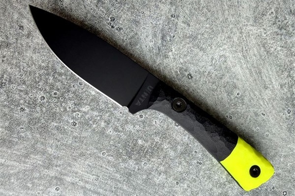 Why Fixed-Blade Knives Remain the Preferred Choice for Elk Hunters